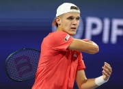 德约科维奇在DWG比赛中势不可挡，势不可挡引发热议！