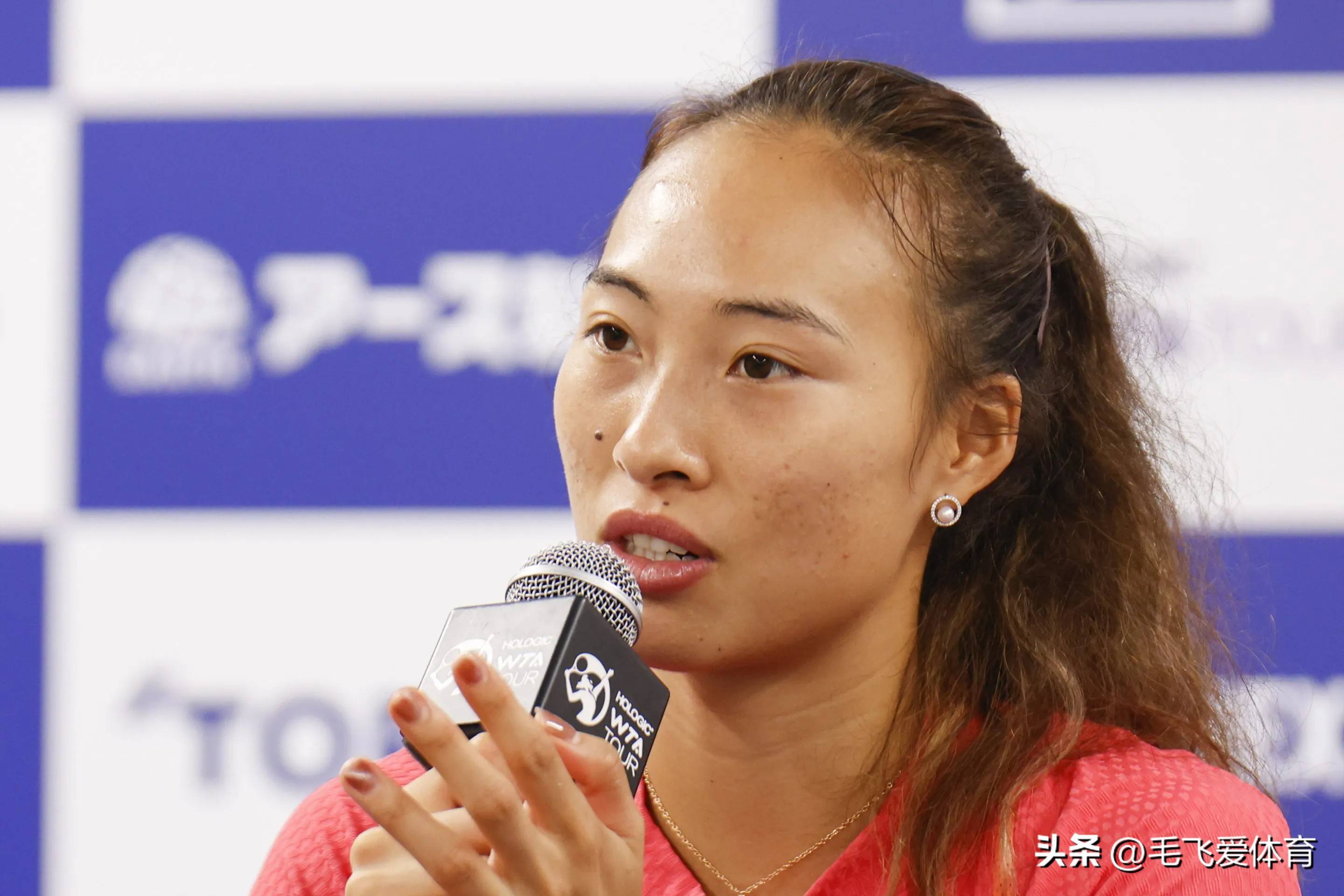 关于阿扎伦卡重返赛场，夺冠首场状态出色，C9观众沸腾！的信息